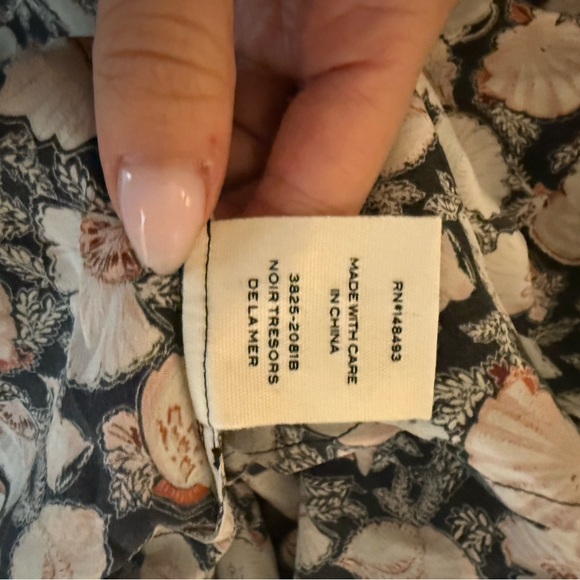 Doen Adra in Noir Tresors de la Mer Print silk dress - Picture 6 of 6